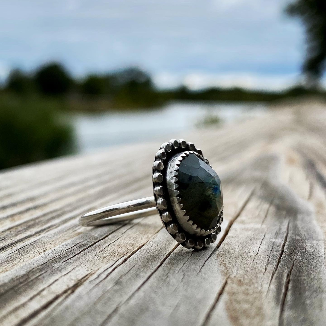 Labradorite Ring// Size 7.5