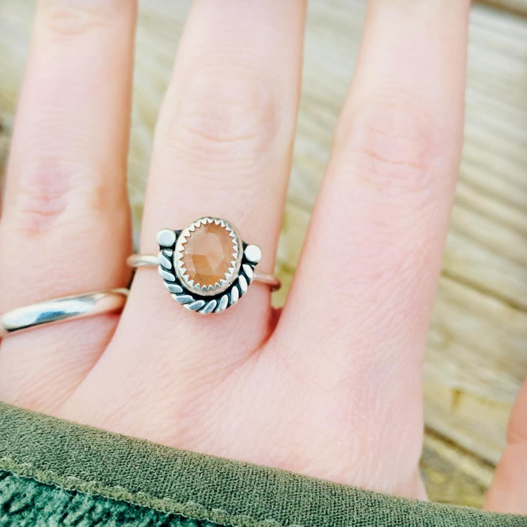 Just Peachy // Pink Moonstone Ring // Size 7