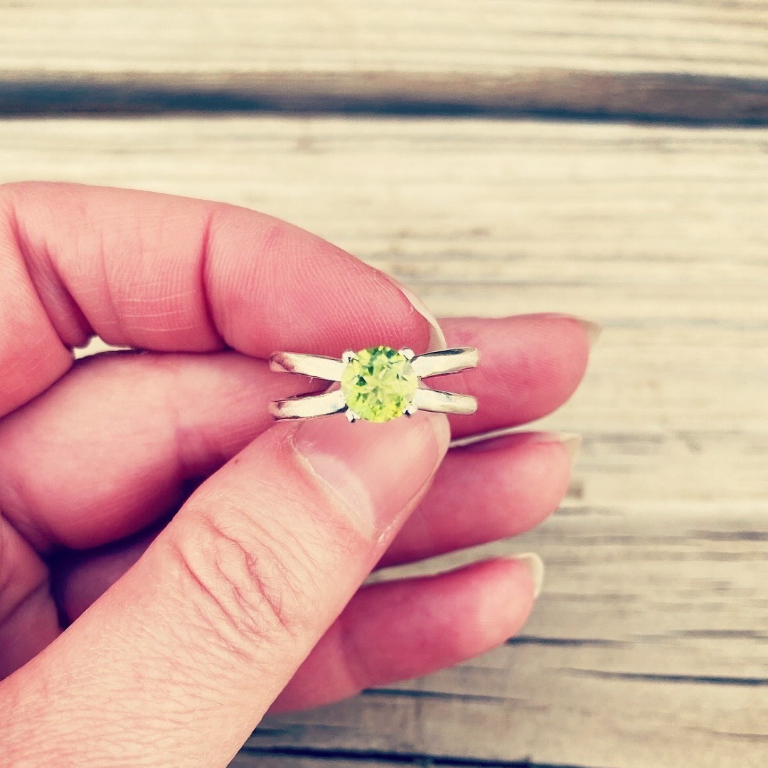 Peridot Ring // Size 5.75 // Ready to Ship