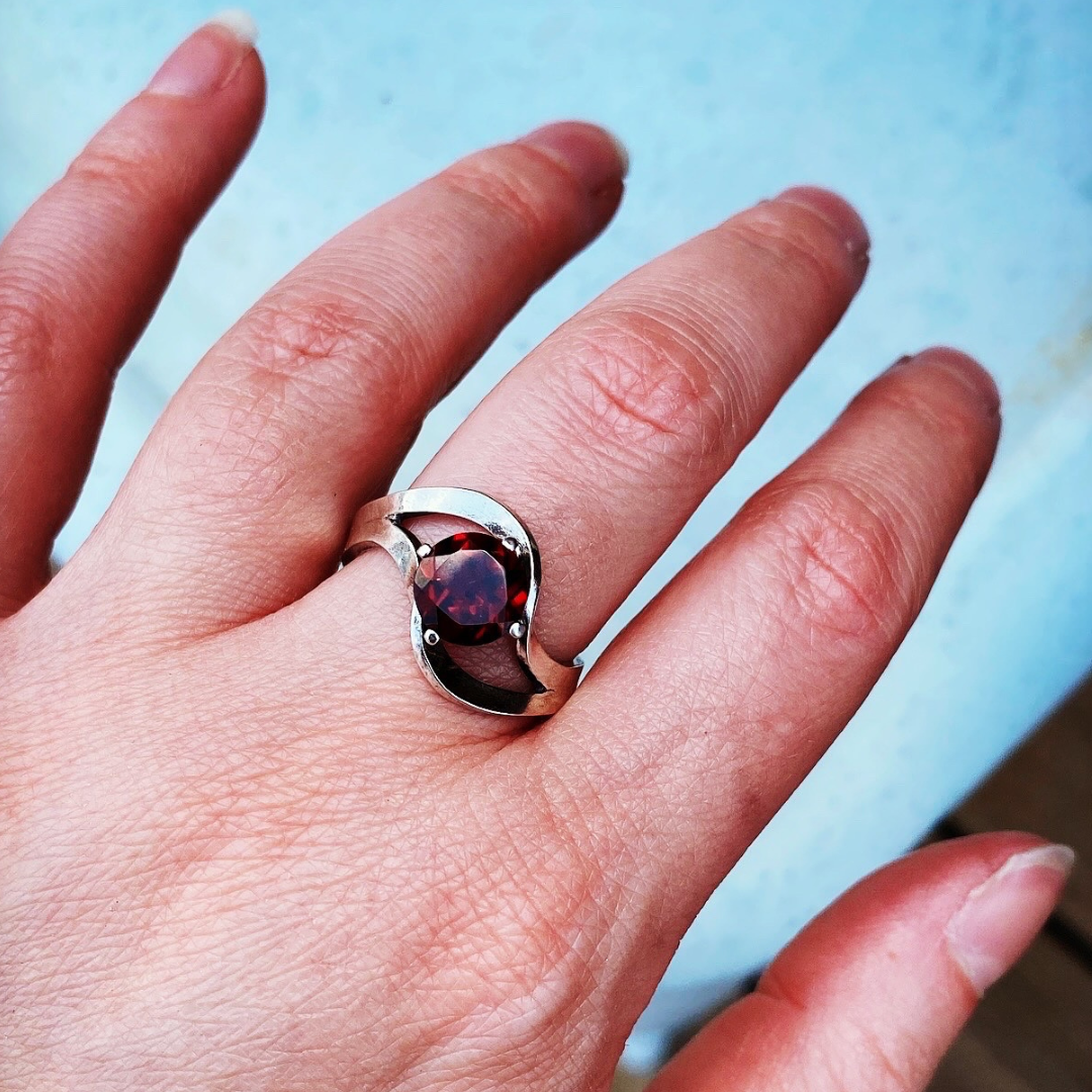 Garnet Ring (2CT.) // Size 8.5 // Ready to Ship