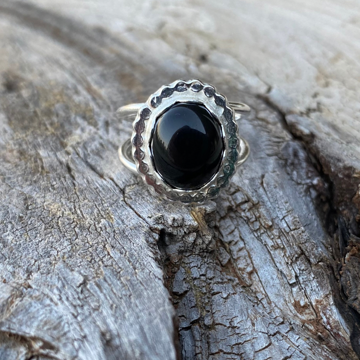 Black Onyx Ring // Size 7.5